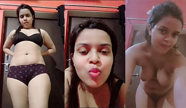 Indian Hot Desi Girl Showing And Nude Pussy Fingering Live Call