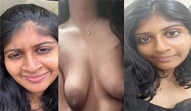 Beautiful School Girl Showing Boobs